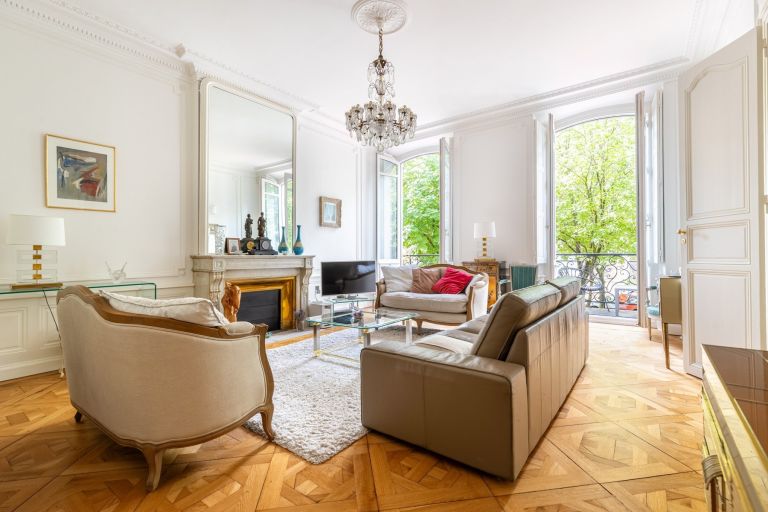 appartement 5 Pièces en vente sur BORDEAUX (33000)