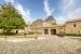 wine estate 40 Rooms for sale on BORDEAUX (33000)