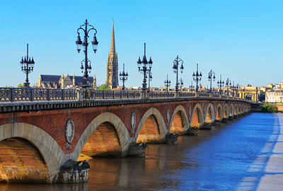 Five reasons to live in Bordeaux